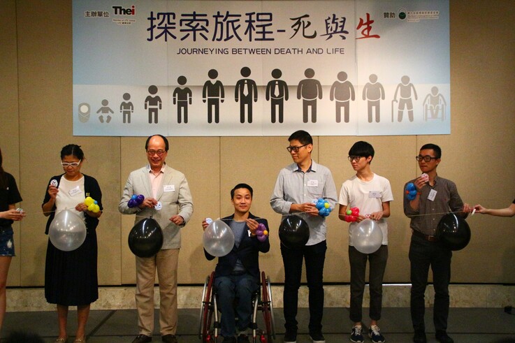 Guests are kicking off the event.  From left: Ms. FONG Wai Man, Judge of Slogan Writing Competition; Prof. Peter CHENG, Dean, Faculty of Management and Hospitality, THEi; Mr. LAI Chi Wai, 2014 Hong Kong Ten Outstanding Young Persons Awardeee; Mr. Dennis CHAN, Assistant Manager (Corporate Communications), The Board of Management of the Chinese Permanent Cemeteries; Mr. Kelvin YUEN, Judge of Photo Competition; Mr, Emil LI, Judge of Composition Competition