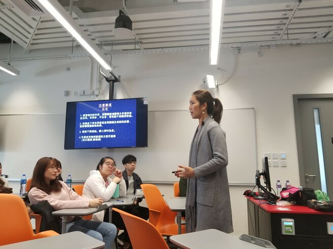 Penultimate year students of Public Relations and Management attended the “Personal Image/Grooming and Business Etiquette Practical Advice” Workshop delivered by Joyce Image to facilitate their Work-Integrated Learning (WIL) and future career path in March， 2019.