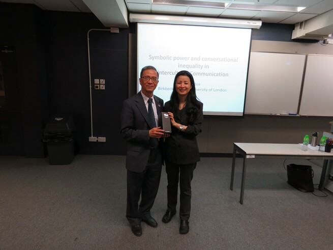 Presenting souvenir to Prof ZHU Hua