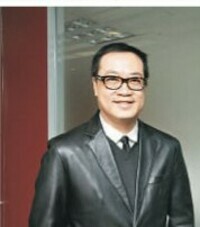 Mr Raymond HO